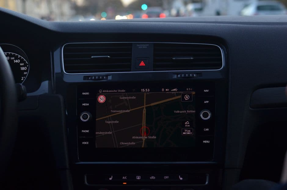 Используйте GPS или навигатор
