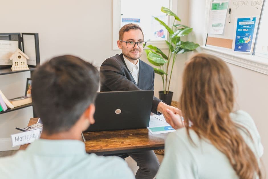 Как наладить финансовое положение с помощью потребительских кредитов